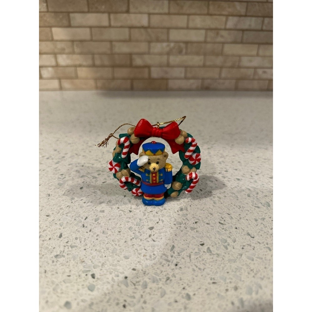 Vintage 1991 Santas Best Salute Teddy Bear Soldier Wreath Christmas Ornament